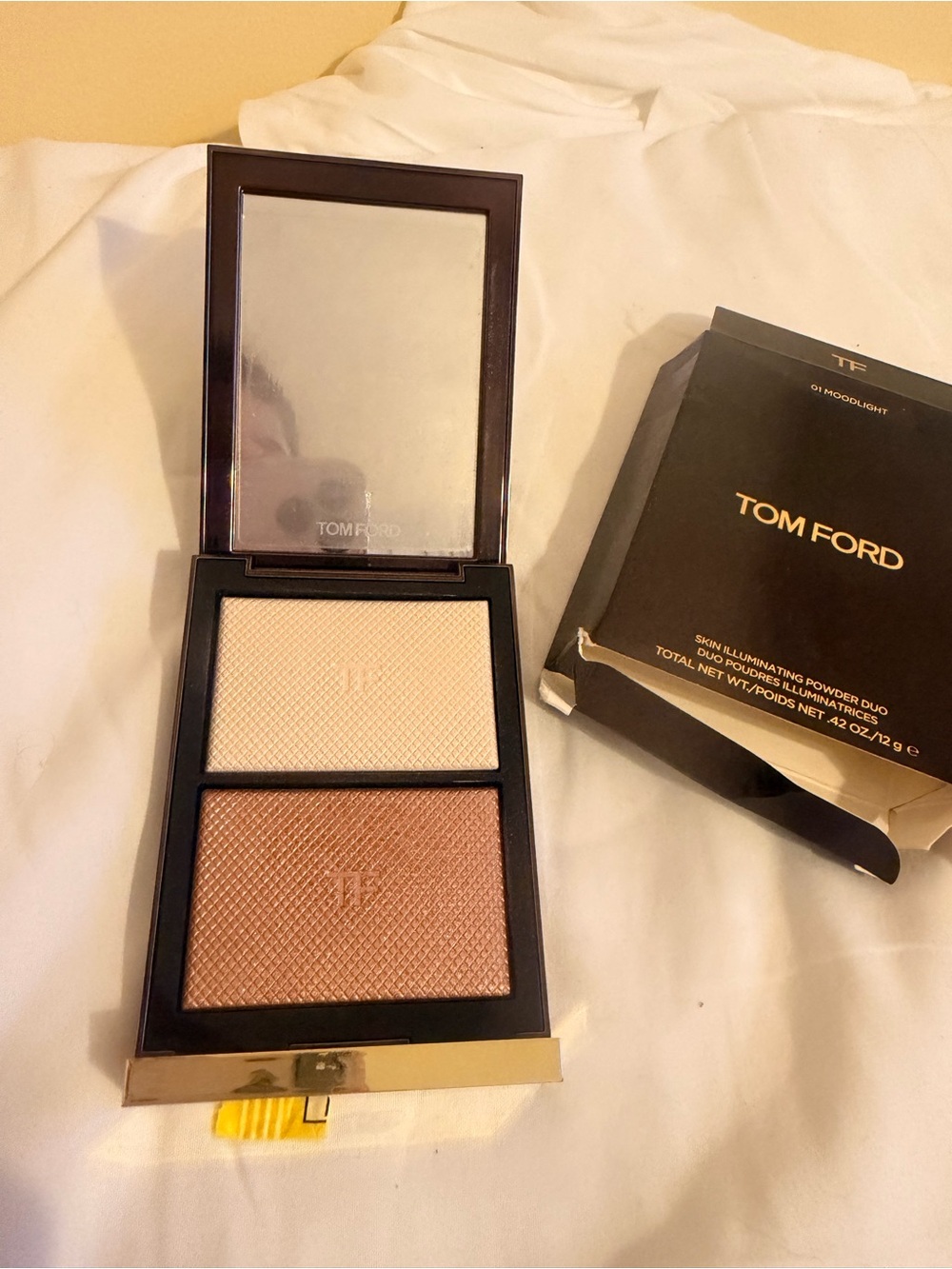 Tom Ford Dual Highlighter Compact — Cream & Bronze Shades